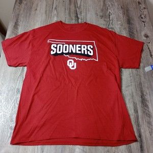 Oklahoma Sooners Men XLarge New With Tags  T-shirt Red short sleeve Tshirt